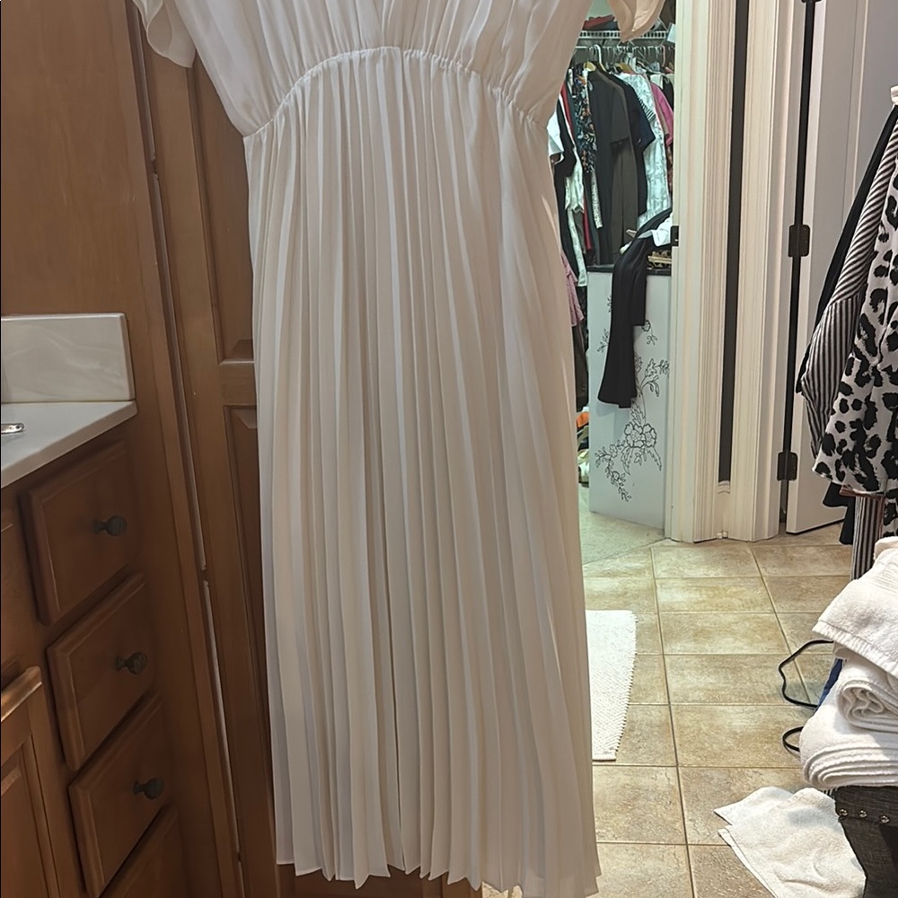 Halogen Cream Ruched Maxi Dress with Dolman Sleeves - Picture 3 of 6